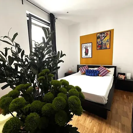 Basquiat-bozzi 59 Apartment Bari